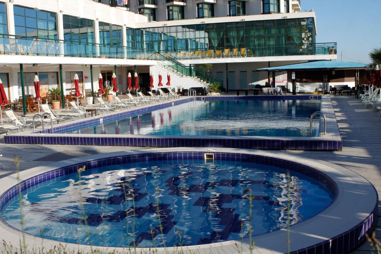Club Esse Mediterraneo Montesilvano Marina Dış mekan fotoğraf
