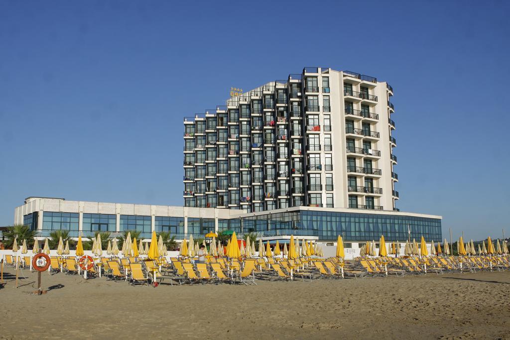 Club Esse Mediterraneo Montesilvano Marina Dış mekan fotoğraf
