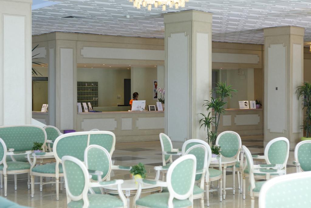 Club Esse Mediterraneo Montesilvano Marina Dış mekan fotoğraf